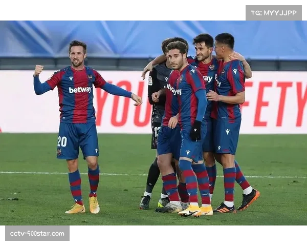 西甲裁判委员会将召开会议，统一尺度以明确“可判罚任意球”的犯规动作